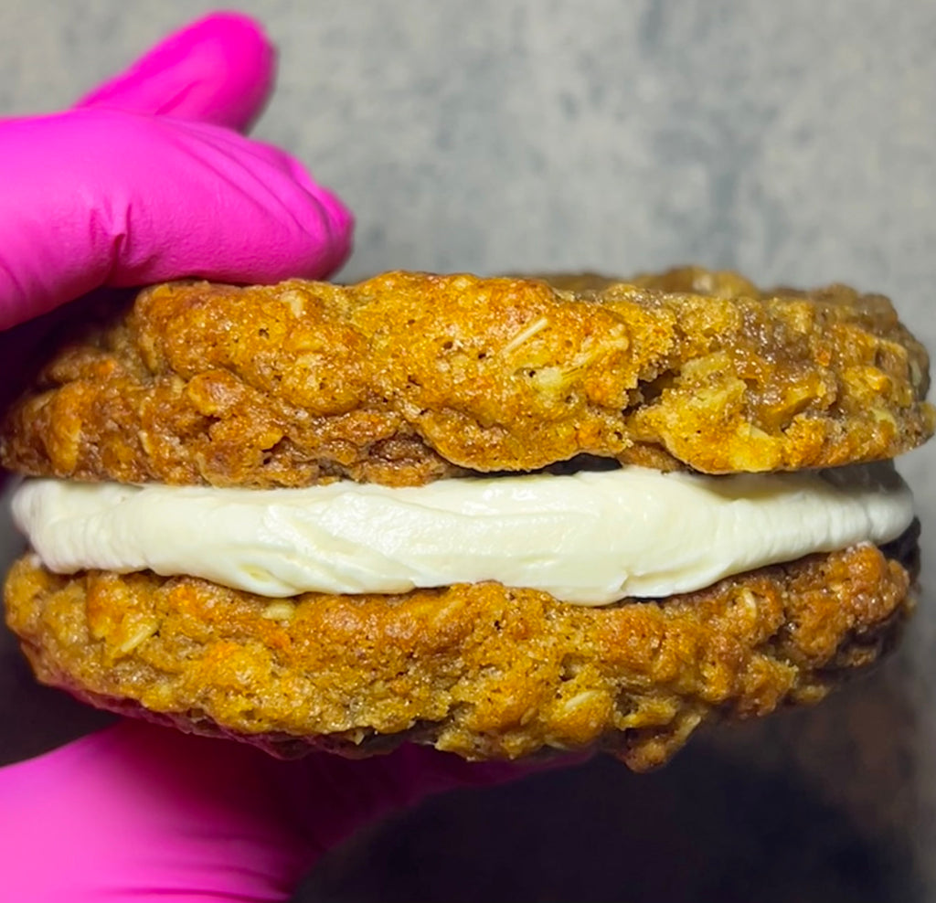 Carrot Cake Oatmeal Cream Pie